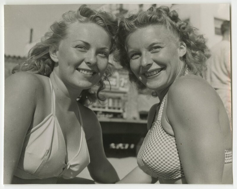 Pudgy and Peggy Redpath on the beach smiling